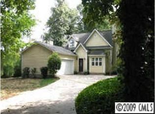 8051 Serendipity Ln, Charlotte, NC 28277