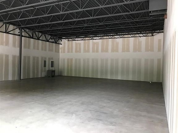 2nd image of 1380 River Bend Dr #148