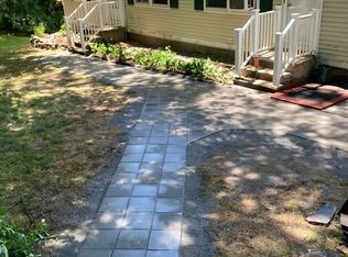 7 Trigate Rd #7B, Hudson, NH 03051