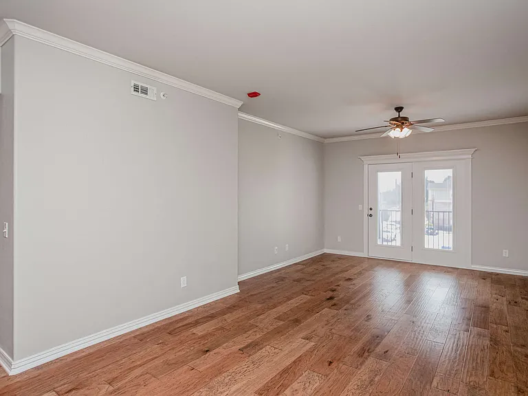 Towne Park Apartments — Photo 28