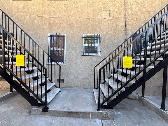 5th image of 4261 1/2 Garthwaite Ave