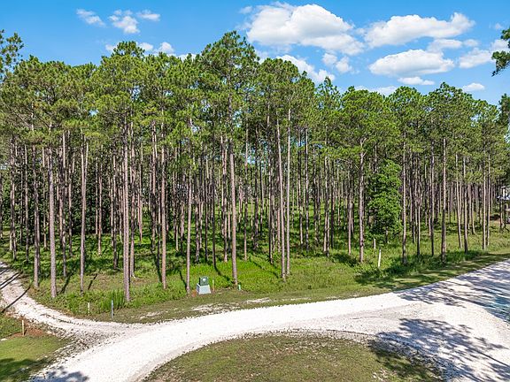 2nd image of 8405 Deepwater Creek Ln