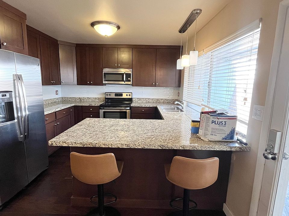 1st image of 829 E Three Fountains Dr Unit 270