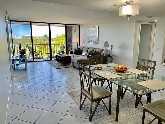 5th image of 5600 N Flagler Dr APT 301