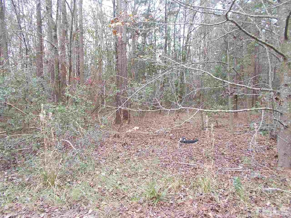 1st image of 119 Doe Cir