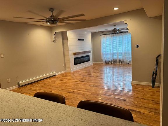 5th image of 147 Summit Ave