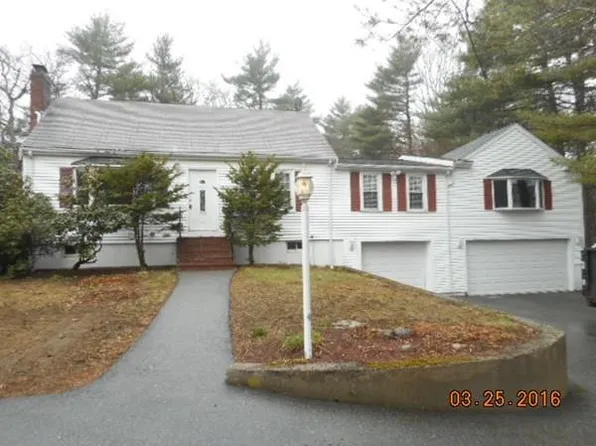 238 Mechanic St, Foxboro, MA 02035