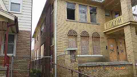 2279 GRAND