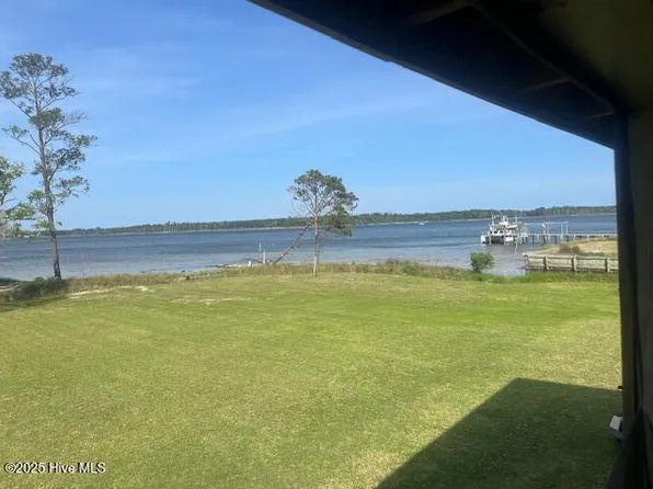 170 Neuse Drive, Beaufort, NC 28516