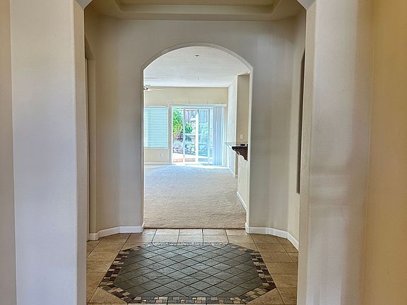 2nd image of 115 Primrose Ln