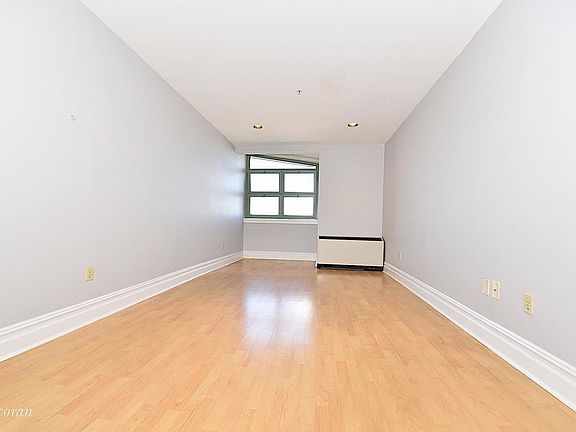 4th image of 1919 24th Ave APT L611