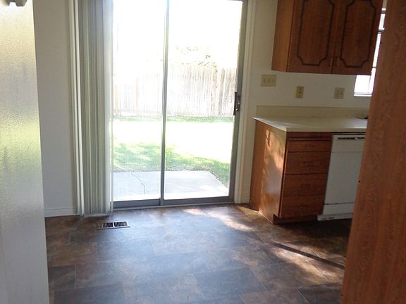 2nd image of 275 W 120 N APT C