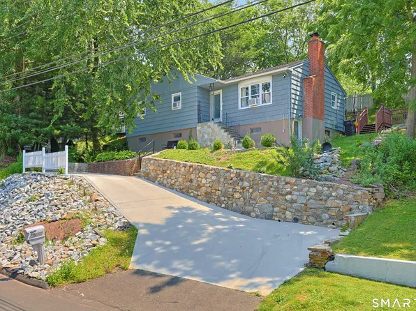 125 Florence Street, East Haven, CT 06512