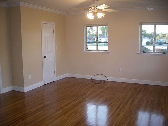2nd image of 169 Curtiss Pkwy #2A
