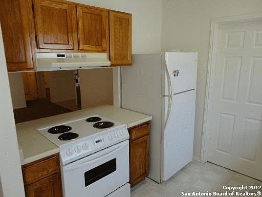 5th image of 323 Cypress Way Dr