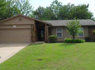 9026 E 94th St, Tulsa, OK 74133