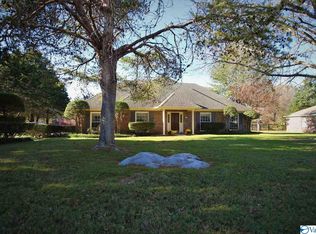 1117 Way Thru The Woods SW, Decatur, AL 35603