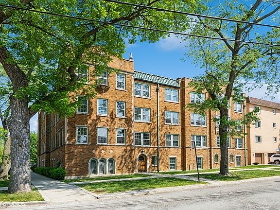 2nd image of 6885 N Overhill Ave #2