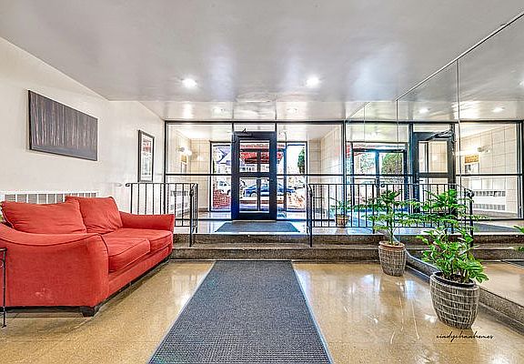 3rd image of 8425 118th St APT 4B