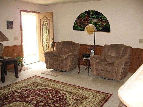 3rd image of 1044 Deerwood Cir