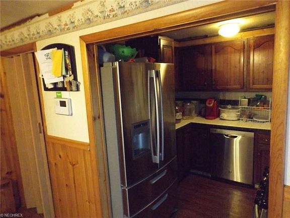 3rd image of 260 Westminster Ave