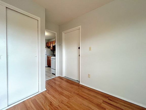 2nd image of 2022 Delaware Ave APT 3