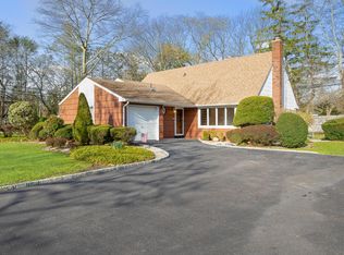 57 Arcadia Dr, Dix Hills, NY 11746