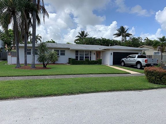 2nd image of 19810 SW 84th Ave
