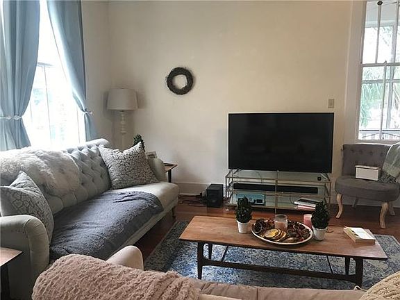 5th image of 4417 Carondelet St