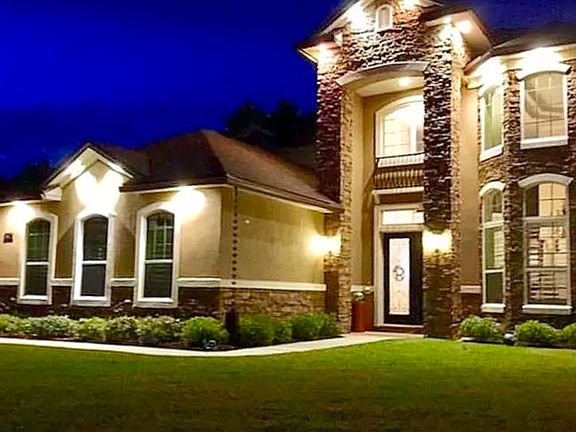 2nd image of 32 Cloisterbane Dr