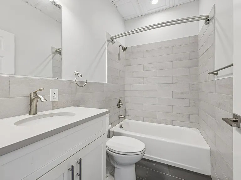 331 Bloomfield Ave — Photo 10