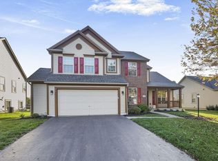 190 Fox Glen Dr W, Pickerington, OH 43147