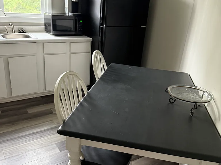106 E Walnut St #1 — Photo 24