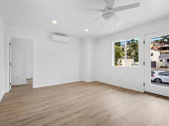 3rd image of 2958-68 Reynard Way #2958