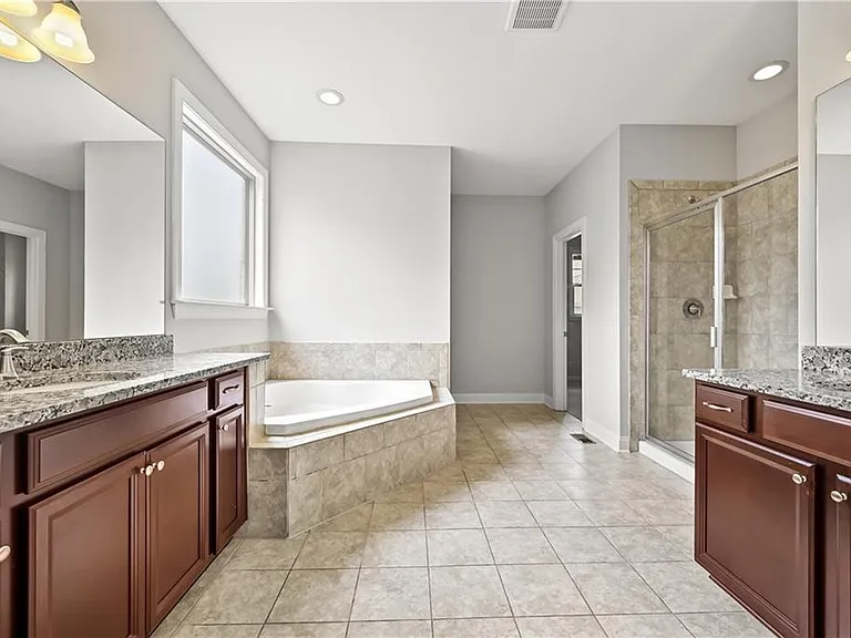 9965 Cameron Parc Cir — Photo 33