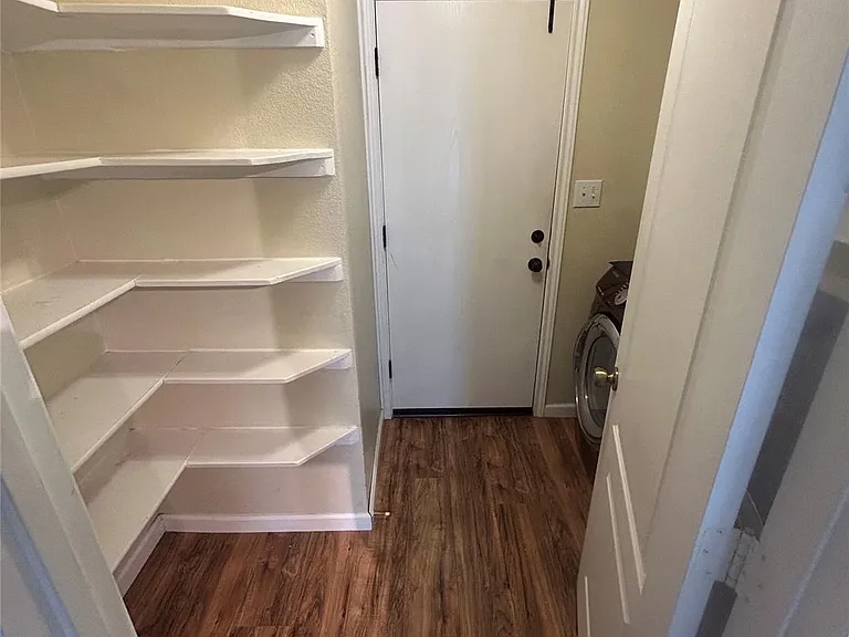 731 Abundance Ln — Photo 7