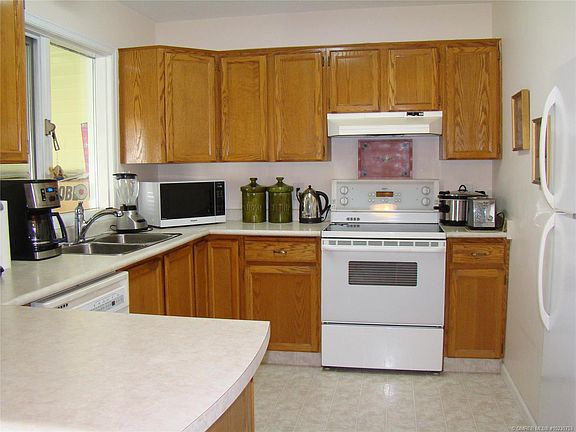 3rd image of 1255 Raymer Ave Unit 129