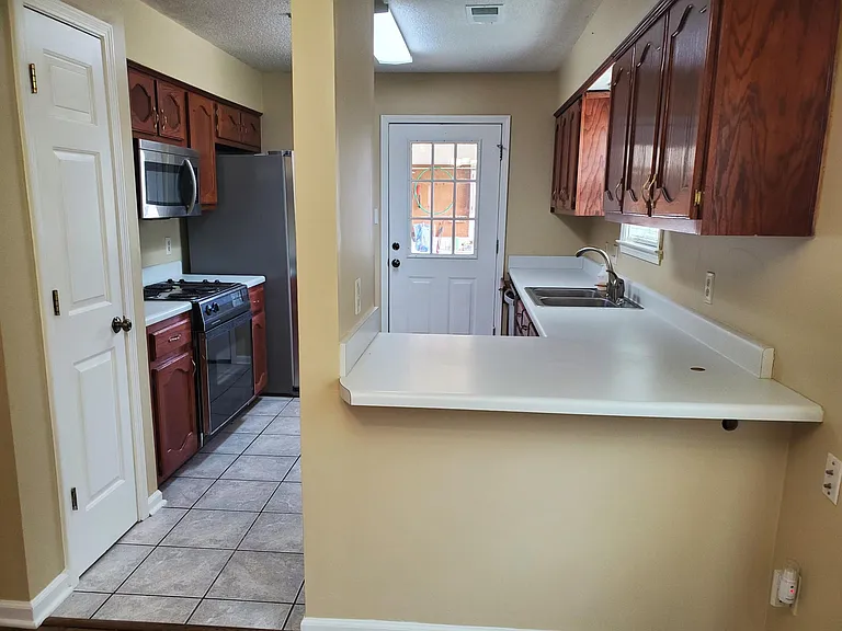 1147 Barn Swallow Ln — Photo 10