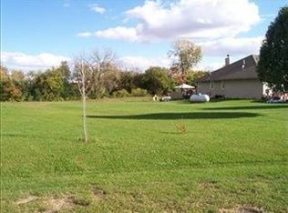 15161 Washington St, Crown Point, IN 46307