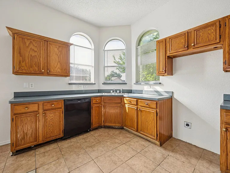1602 Develon Dr — Photo 12