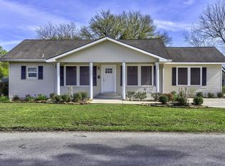 1405 Avenue C, Nederland, TX 77627