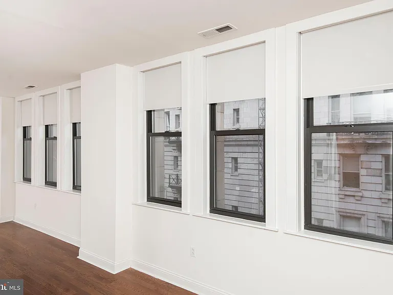 1411-4 Walnut St #803 — Photo 9
