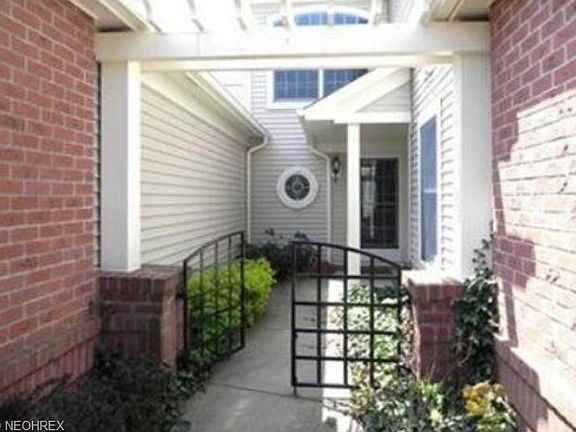 2nd image of 401 Bounty Way #107