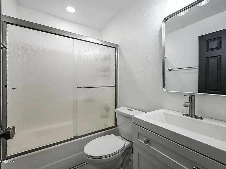 5833 W John Cabot Rd — Photo 27