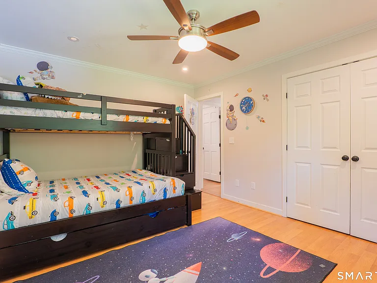 15 Farrell Rd — Photo 16