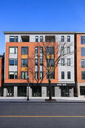 400 W Broadway Photo 1