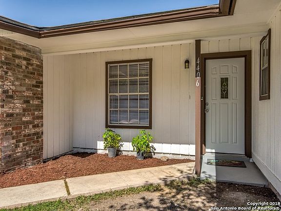 4th image of 4406 Hickory Hill Dr