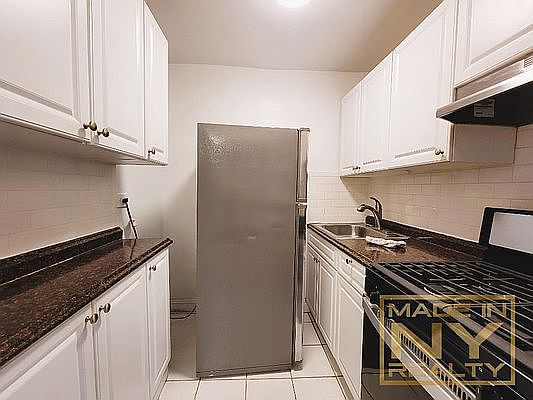 1st image of 1625 Rockaway Pkwy APT 6U