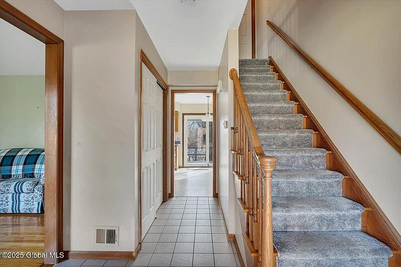 4th image of 232 Spring Road