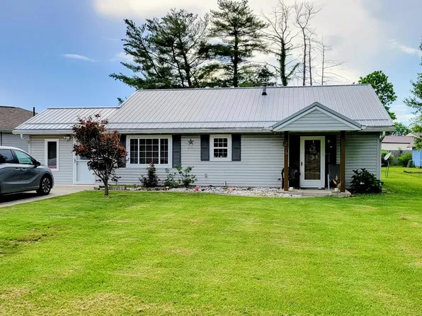 209 High Pl, Jackson, OH 45640